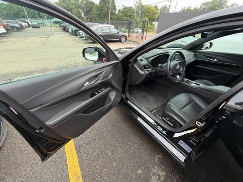 Used 2022 Cadillac CT4 Premium Luxury AWD/4WD image 9