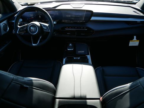 New 2026 Buick Enclave Avenir w/ Super Cruise Package image 6