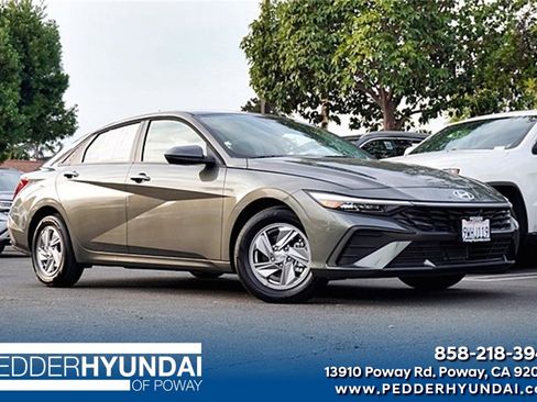 Certified 2026 Hyundai Elantra SE image 1