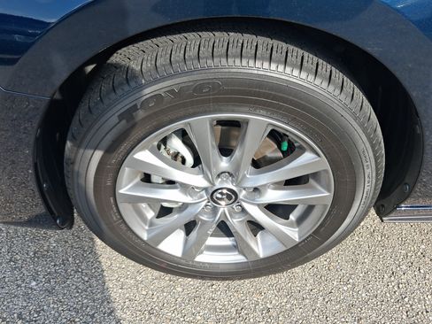 Certified 2026 MAZDA MAZDA3 s FWD image 17