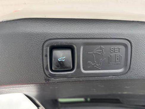 Used 2022 Ford Expedition Max Platinum image 17