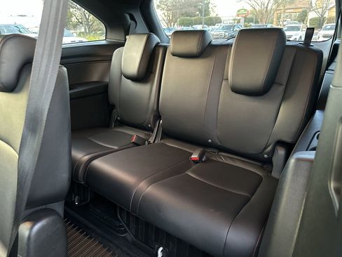 Used 2024 Honda Odyssey Sport image 32