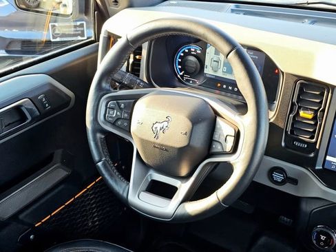 Used 2021 Ford Bronco Badlands image 29