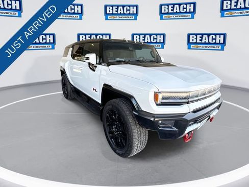 Used 2025 GMC Hummer EV 2X w/ LPO, Sport Package image 2