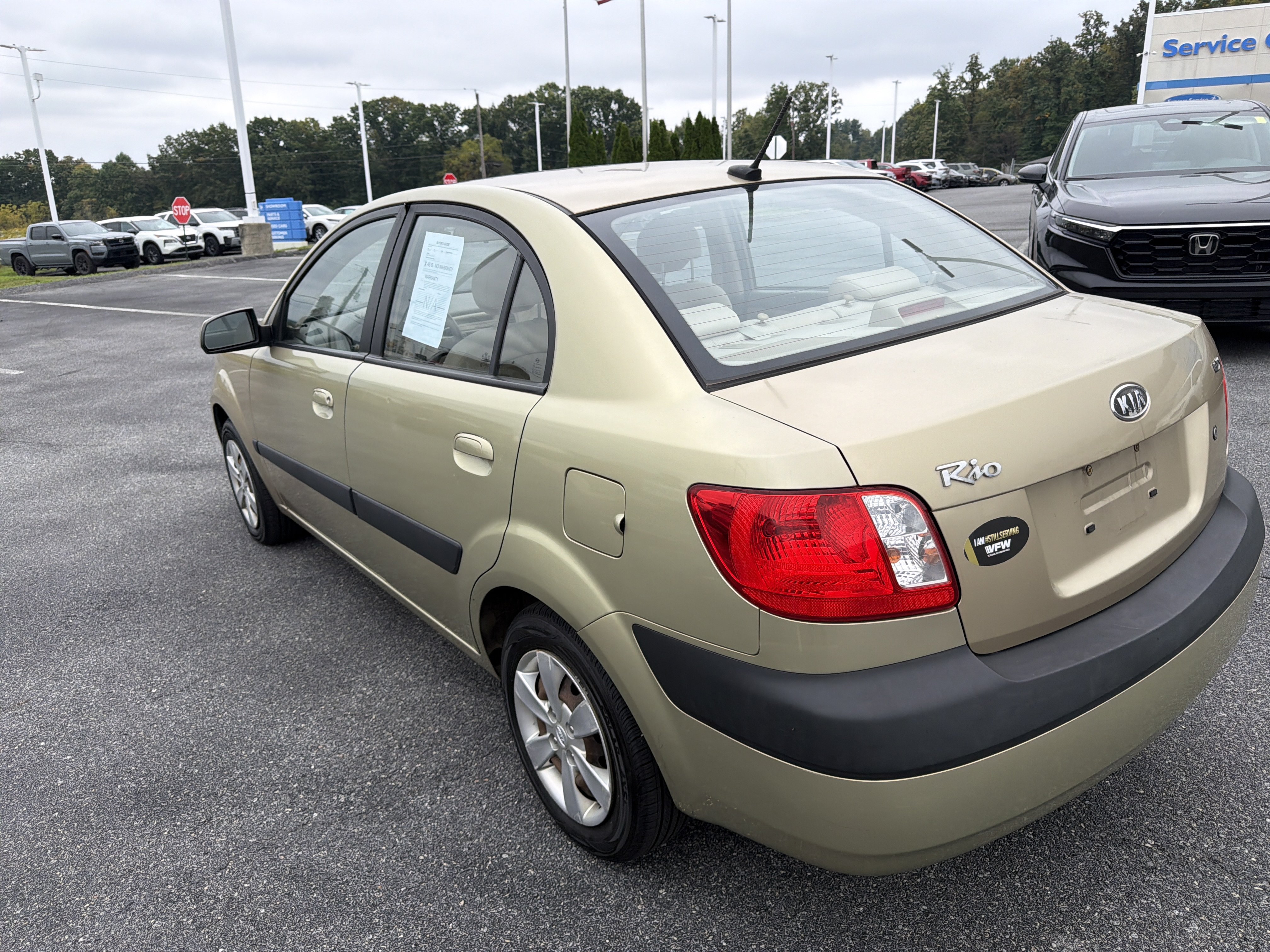 Used 2009 Kia Rio LX FWD image 8