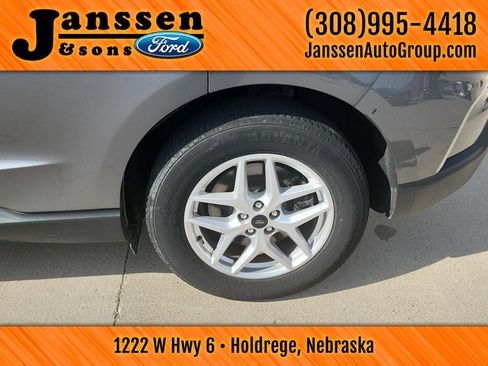 Used 2023 Ford Edge SEL AWD/4WD image 18