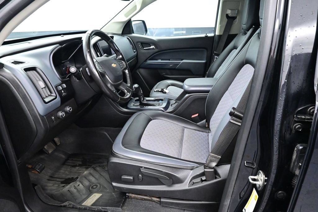 Used 2020 Chevrolet Colorado Z71 w/ Z71 Midnight Edition AWD/4WD image 26