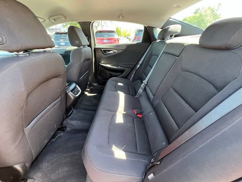 Used 2022 Chevrolet Malibu LT FWD image 21