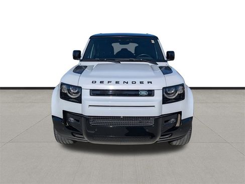 Used 2022 Land Rover Defender 110 X-Dynamic HSE image 2