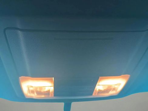 Used 2016 Ford Explorer XLT w/ Equipment Group 202A image 37