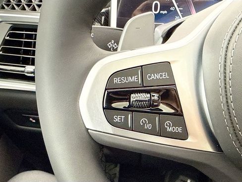 New 2026 BMW X5 sDrive40i image 11