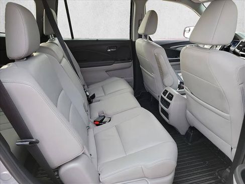 Used 2022 Honda Pilot Special Edition image 16