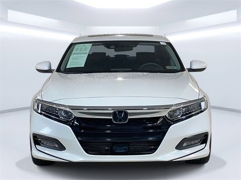 Used 2020 Honda Accord EX image 2
