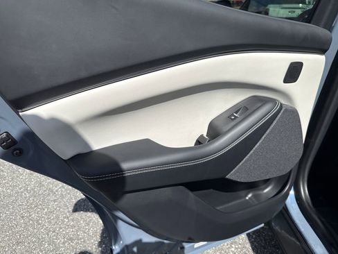 Used 2023 Ford Mustang Mach-E Premium image 21