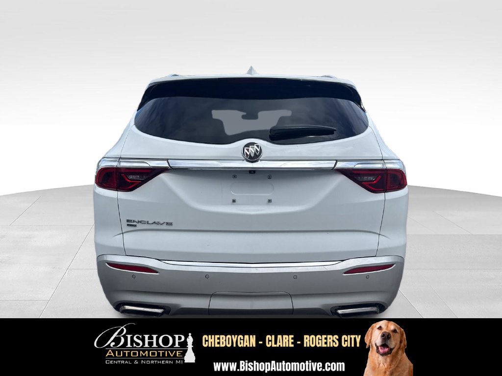 Used 2023 Buick Enclave Essence AWD/4WD image 10