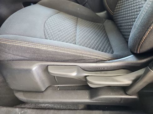 Used 2019 GMC Terrain SLE image 34