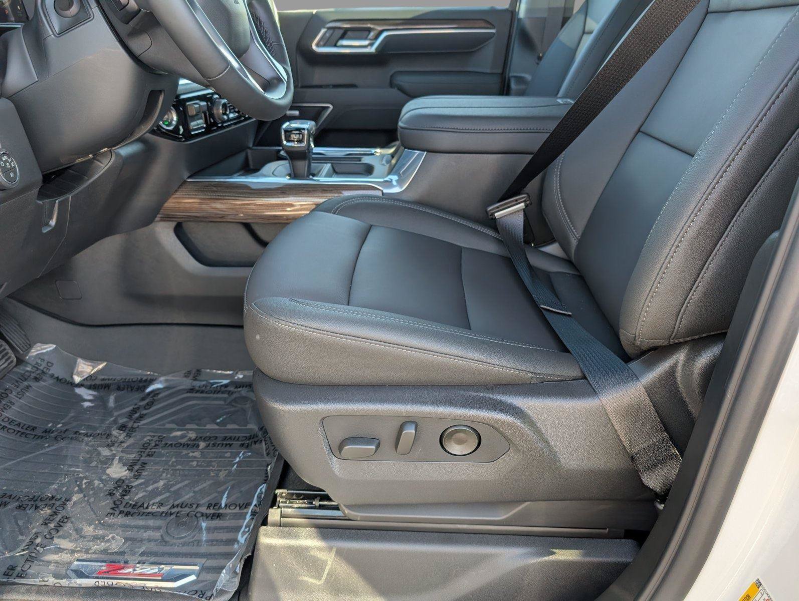 New 2026 Chevrolet Silverado 1500 RST AWD/4WD image 12