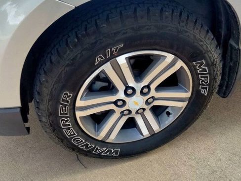 Used 2015 Chevrolet Traverse LT FWD image 27