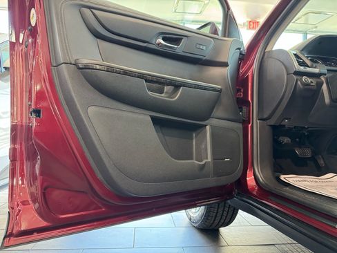 Used 2017 GMC Acadia Limited SLT image 37