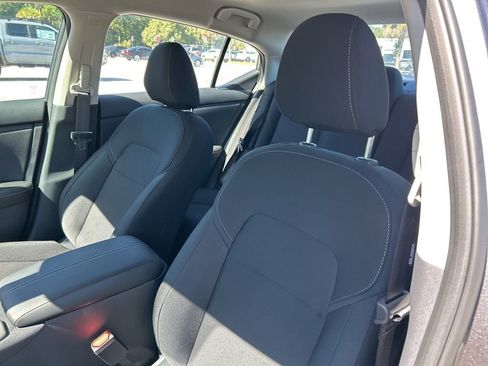 New 2025 Nissan Sentra S image 15