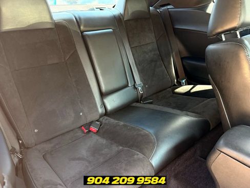 Used 2017 Dodge Challenger R/T Scat Pack RWD image 32