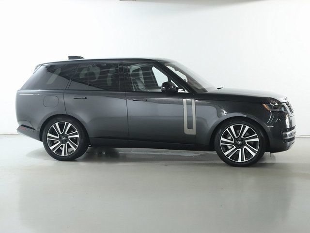 Certified 2023 Land Rover Range Rover SE AWD/4WD image 10