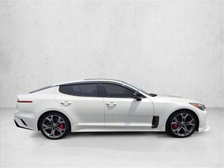 Used 2018 Kia Stinger GT1 RWD video 4
