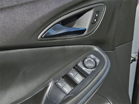 Used 2025 Buick Encore GX Sport Touring image 27