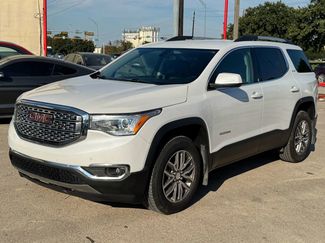 Used 2019 GMC Acadia SLE image 1