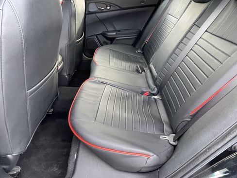 Used 2018 Honda Civic Sport image 16