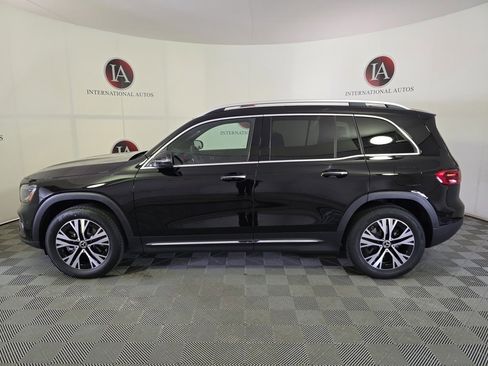 Used 2025 Mercedes-Benz GLB 250 4MATIC image 6
