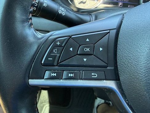 Used 2020 Nissan Sentra SR FWD image 23