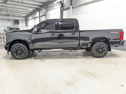 Used 2025 Ford F250 Platinum image 6