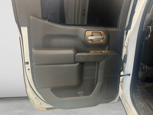 Used 2021 Chevrolet Silverado 1500 Custom RWD image 14
