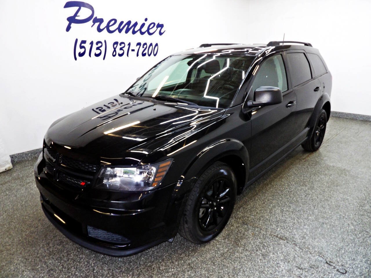 Used 2020 Dodge Journey SE w/ SE Popular Equipment Group FWD image 1