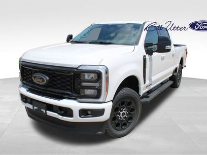 New 2025 Ford F250 Lariat w/ Black Appearance Package