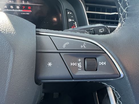 Certified 2023 Audi Q8 Premium Plus w/ Premium Plus Package AWD/4WD image 20