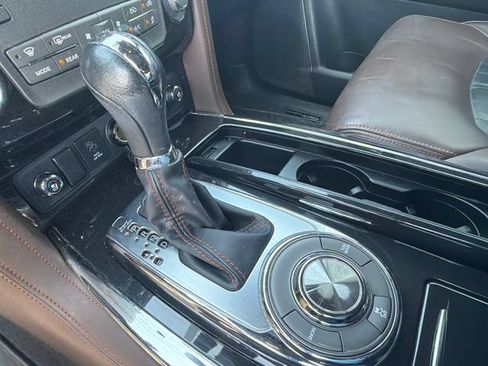 Used 2020 Nissan Armada Platinum w/ Platinum Reserve Package RWD image 34
