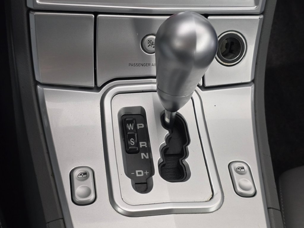 Used 2004 Chrysler Crossfire Coupe RWD image 31
