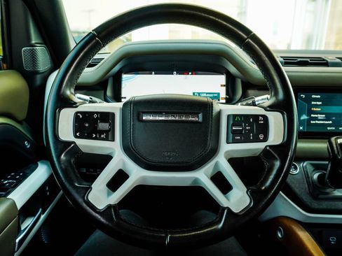Used 2021 Land Rover Defender 110 X-Dynamic HSE AWD/4WD image 15