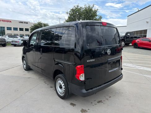 Used 2020 Nissan NV200 S FWD image 2
