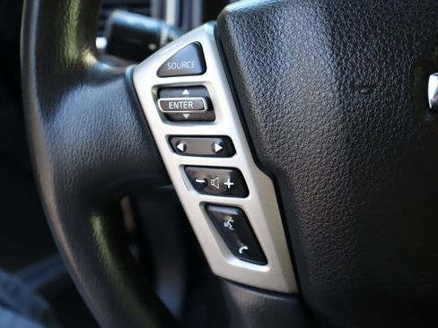 Used 2019 Nissan Titan S w/ S Utility Package image 39