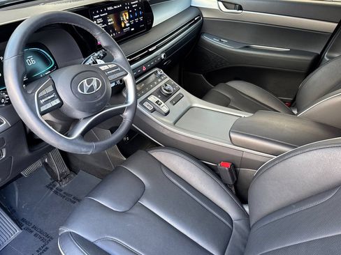 Used 2024 Hyundai Palisade SEL FWD image 11