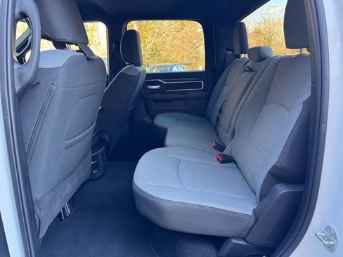 Used 2024 RAM 3500 Big Horn image 16