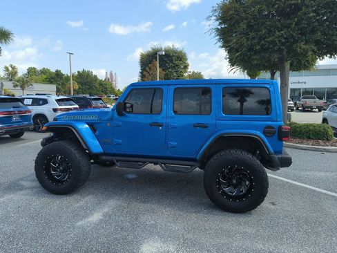 Used 2022 Jeep Wrangler Unlimited Rubicon w/ Xtreme Recon 35" Tire Package AWD/4WD image 10