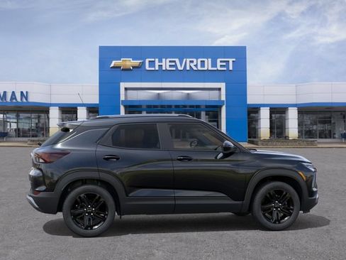 New 2026 Chevrolet TrailBlazer LT w/ Midnight Edition AWD/4WD image 5