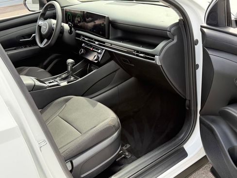 Used 2025 Hyundai Tucson SEL FWD image 23