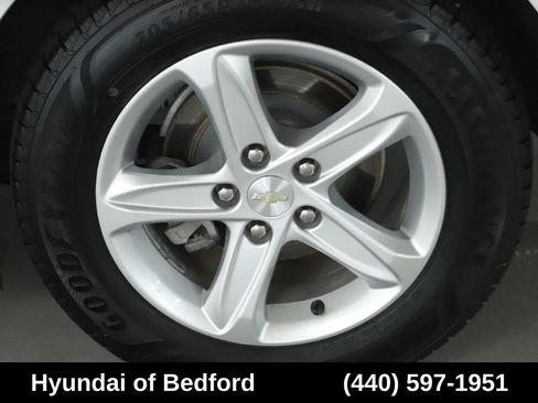 Used 2020 Chevrolet Malibu LS FWD image 38