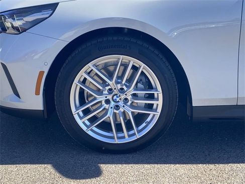 New 2025 BMW 530i image 10