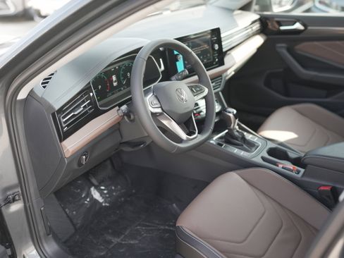 New 2025 Volkswagen Jetta SEL image 12